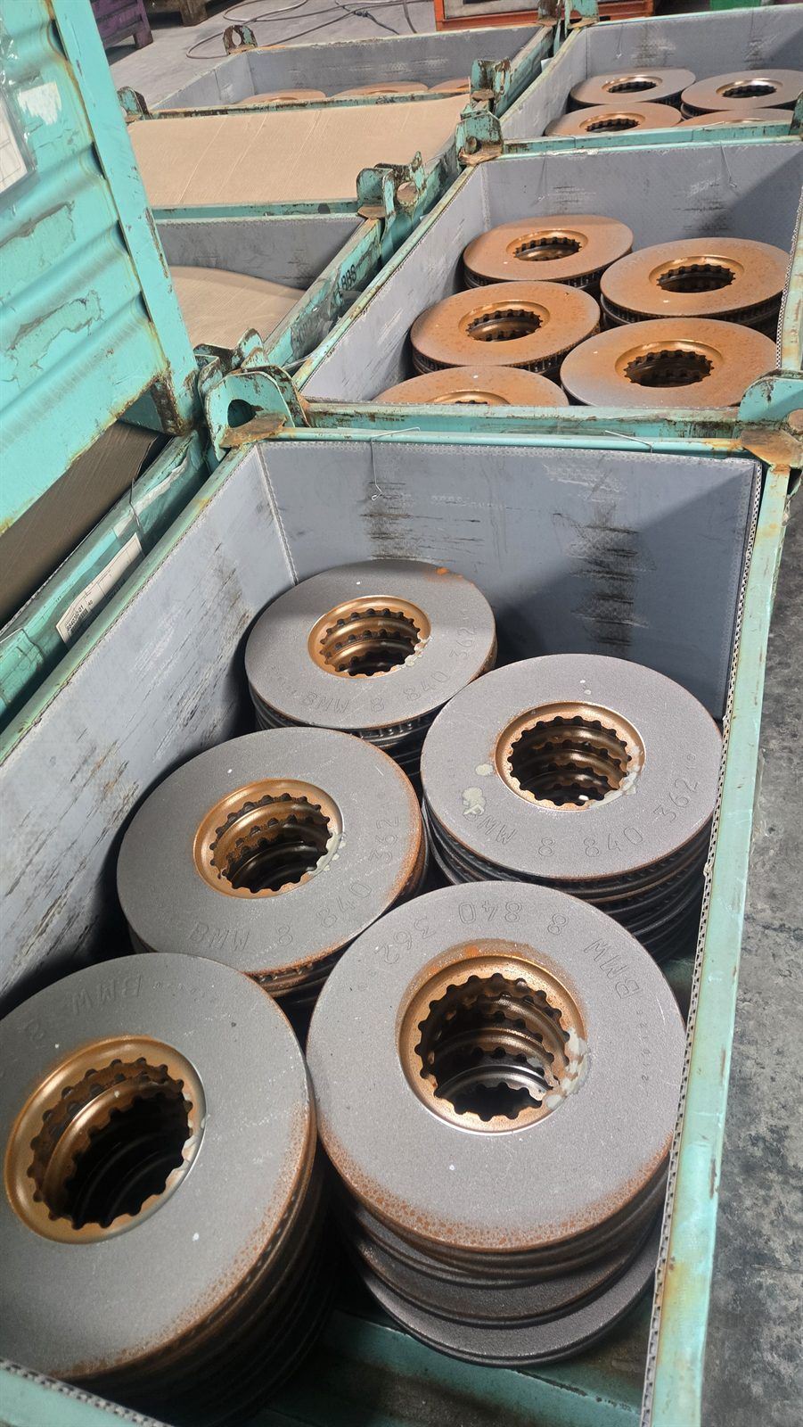 Metallisch beschichtete Stahlbauteile